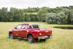 Toyota Hilux Invincible Double Cab 2016 года (UK)